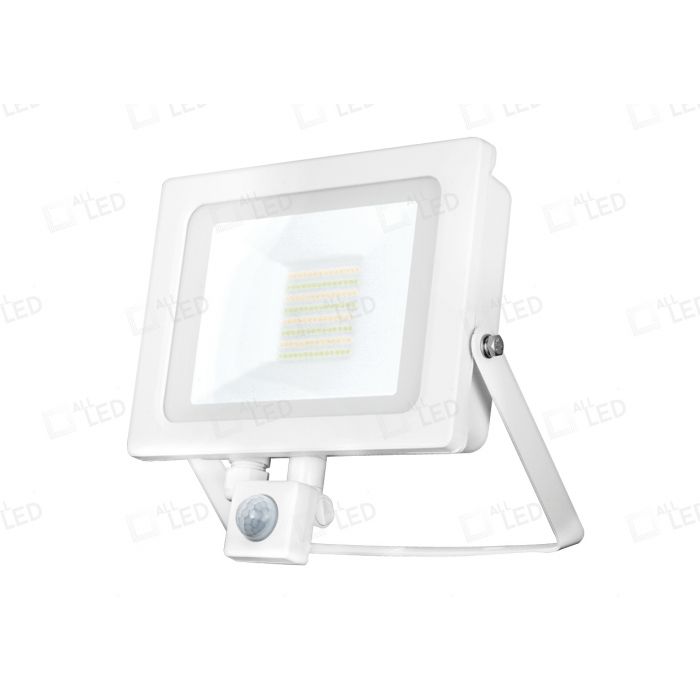Hunter PIR IP65 CCT Selectable White Floodlight With Internal Junction Box 20W